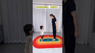 每天10分钟的#亲子游戏 ，妈妈在家带娃可以这样玩！《抢瓶子》小游戏，提升孩子的#专注力 和#反应力 ，分辨能力#妈妈带娃 #趣味游戏