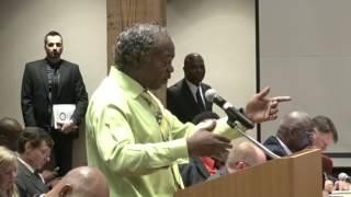 William Hopkins confronts the Dallas commissioner’s court, 2016.12.06