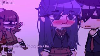 ||Who ever sits there gets a kiss from komi||komi can’t communicate||