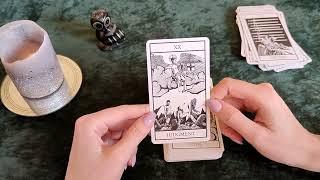 Обзор колоды Bianco Nero Tarot (Черно - белое Таро) от Marco Proietto.