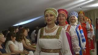 Дефиле «…УСПЕТЬ В ПУШКИНСКУЮ ОСЕНЬ»