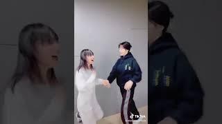 Yena with Yuri SMiLEY dance challenge