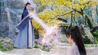 Yu Mo brought Ying Yuan back to Wanyao Mountain to soak in the hot springs to heal his wounds
