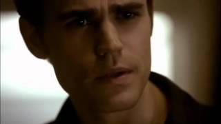 TVD 1X05 Stefan Elena  Stefan makes dinner for Elena they kiss  make up