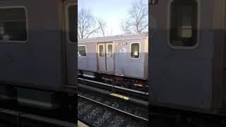 #NYCS: #R142 on the 4 bypass Bedford Pk Blvd-Lehman College (Jerome Ave)