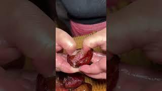 来哟！啃排骨香肠了#家的味道 #排骨香肠