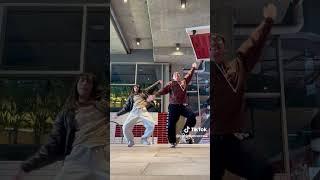  ATEEZ - BOUNCY (K-HOT CHILLI PEPPERS) KPOP IN PUBLIC Dance Cover