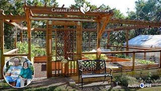 Enclosed Raised Bed Garden Design: Peggy Jones | Central Texas Gardener