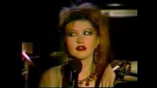 Cyndi Lauper - Girls just want to have fun + short interview (1984)