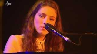 Birdy - People Help The People (Live 2013 Göttingen)