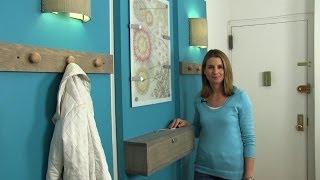 How to decorate a small apartment and create an entryway