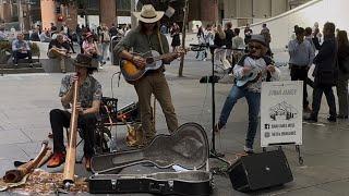 “Tangled Up in Blue” Sydney busking One-Legged Performance on Cody Simpson’s Autographed Ukulele!