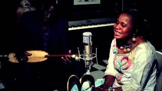 Djeneba Seck / Live in Studio (Signal Kitchen Presents)