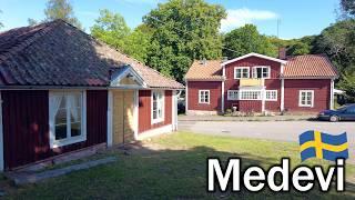 Sweden's oldest source of "healing" waters. Walking tour of Medevi.