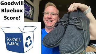 Goodwill Bluebox Unboxing Shoes!  Over $400 Worth of Shoes