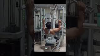 Lat pull down#gym#gymlover#gymlife