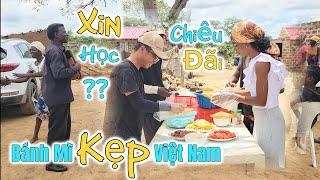 Huy Khánh Vlogs || Lãnh Đạo Khu Vực Đến Xin Cho Con Học ?? Bánh Mỳ Kẹp Việt Nam Chiêu Đãi Toàn Bản