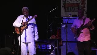 Abraham Laboriel & Baktihi Kumalo Bass Player Live 2014