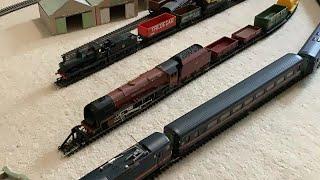 Family’s away skiing so let’s run some Hornby trains