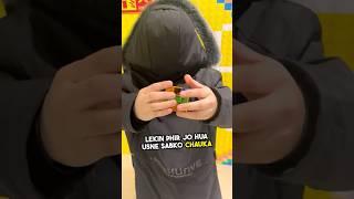 A rubik’s cube genius solves It instantly