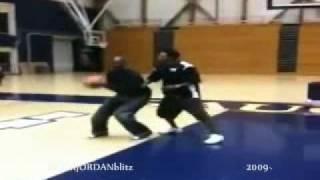 Michael Jordan 1 on 1 vs Slamball player (2009)