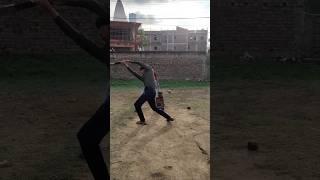 cricket khelne ka ye konsa style hai  || #niroyadavji #comedy #funny #cricket #shorts