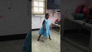 "Little Queen with Big Dialogue!" Cute action. . "சின்ன வீரபாண்டிய கட்டபொம்மன் 등장!"