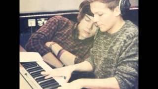 Larry Stylinson is real (Harry Styles & Louis Tomlinson)