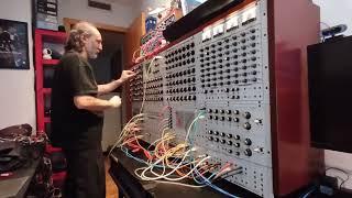 Ernesto Romeo (Klauss) in Pedro Gomis Studio #4 Analogue Solutions Colossus