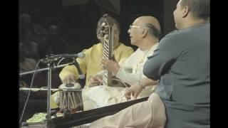 Ustad Vilayat Khan with Pt. Nayan Ghosh