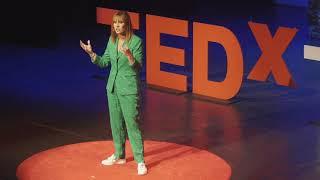 The Art of Asking the Right Question | Caroline Reidy | TEDxTralee