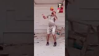 الحلم ضاع بسبب الأوضاع 