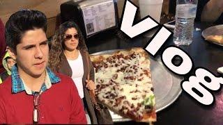 UNA PIZZA GIGANTE  /AXEL PARKER