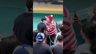 Cant miss the end 🫶 Cool style  Tom mime seaworld #seaworldmime #funny #viralvideo #comedy #fun