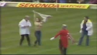 80's Scandals -  Erika Roe streaks at Twickenham