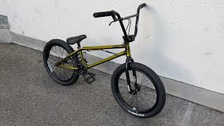 closer view - mankind bike co. international bmx bike - gloss trans green