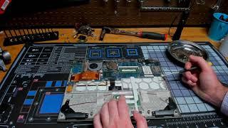 Thin and Light Laptops: A teardown and a rant