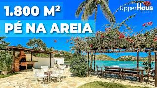 Isso sim é CASA NA PRAIA! À venda casa PÉ NA AREIA, 1800 m² na admirável Praia da Ferradura, Búzios