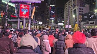   Toronto New Year's Eve from Yonge Dundas Square 2025