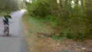 daniel meeks falls on bike