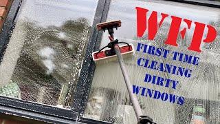 HOW TO WATER FED POLE - Technique For First Time Cleaning Dirty Windows #windowcleaning