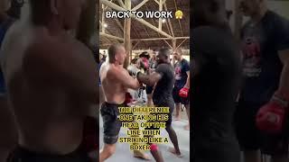 Boxing basics take ur head of the line when striking hand position constantly in same place moving 