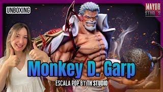 Monkey D. Garp by TH Studio de One Piece ‍️ Unboxing y review de esta pasada de estatua en español