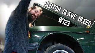 Mercedes-Benz 240TD Diesel | Clutch Change Part 2