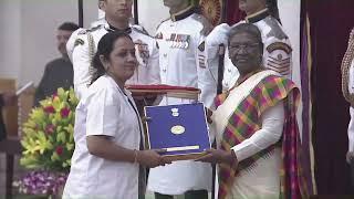 Congratulations to nurses on receiving #NationalFlorenceNightingaleAward from President of India