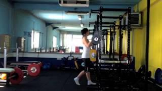 Lucia (56,2kg 25yo) - 37,5kg Military press (2/3 bodyweight) female strength test