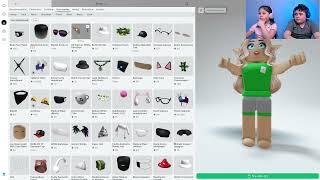 Roblox ! Maria cheltuie 800 robux pe donatii si un skin nou !