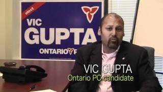 Vic Gupta is addressing to Russian Community of Richmond Hill