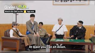 Kang Hoon Gets His Butt Attacked While Sitting On The Arms Of The Chair  | Running Man