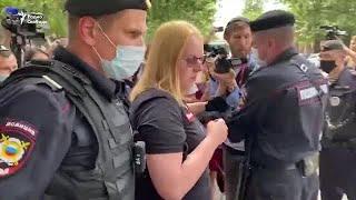 Задержания на акции в поддержку Сафронова